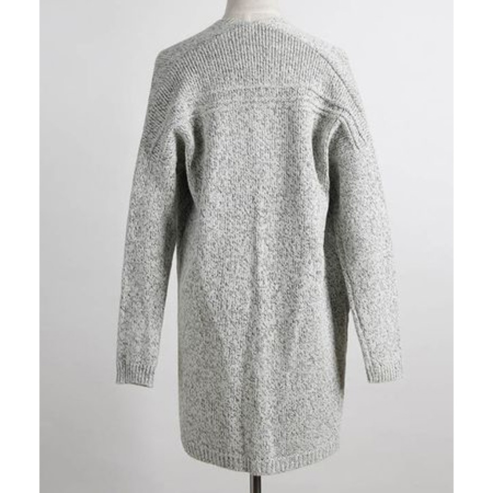 Essential Fall Cardigan Long Knit Grey w/ Pockets - Picture 5 of 6